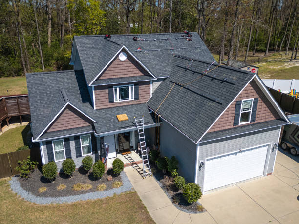 Best Roof Moss and Algae Removal  in Sandersville, GA